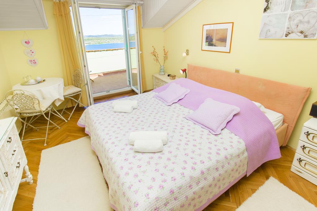 Moonshine Apartment With Magnificent View Šibenik Dış mekan fotoğraf
